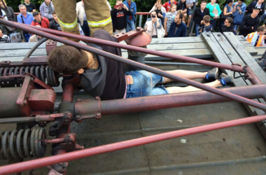 У подростка-зацепера из-за удара током сгорел половой орган У подростка-зацепера из-за удара током сгорел половой орган