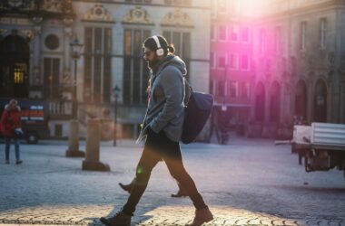 Проверь себя: топ 5 ошибок при ходьбе, которые приводят к болезням спины и коленей Проверь себя: топ 5 ошибок при ходьбе, которые приводят к болезням спины и коленей