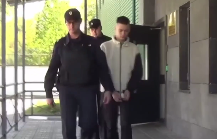 18-летний житель Барнаула и 19-летний житель Новосибирска забрали у москвички 8 млн рублей