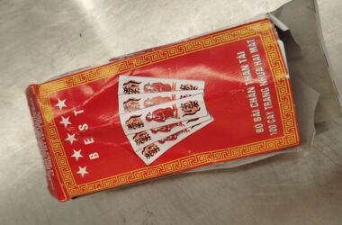 В Шереметьево изъяли радиоактивные игральные карты с америцием-241 В Шереметьево изъяли радиоактивные игральные карты с америцием-241