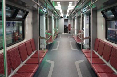 Более 230 безбилетников поймали у станции метро «Нагорная» Более 230 безбилетников поймали у станции метро «Нагорная»