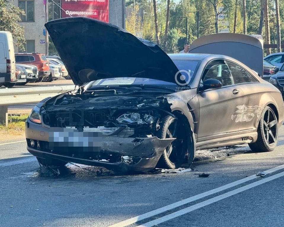 Массовое ДТП с участием автомобиля Дмитрия Диброва произошло в Подмосковье