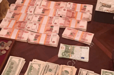 Генерала-тыловика арестовали за взятку в 37 млн рублей при гособоронзаказе Генерала-тыловика арестовали за взятку в 37 млн рублей при гособоронзаказе