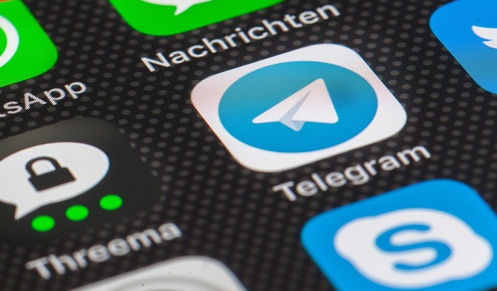 Блогеры под контролем: Роскомнадзор ввел бота для проверки Telegram-каналов